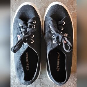 Superga Women's 2750 Cotu Classic Sneaker Size 7 1/2 Black/Full White-New No Box